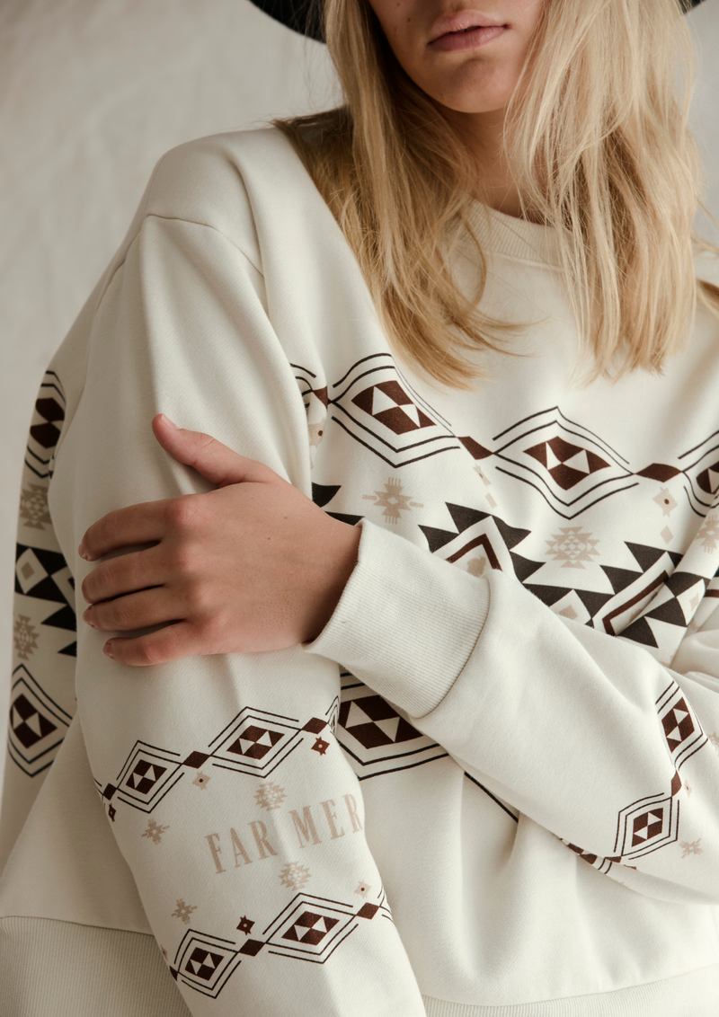 Kiona Pullover